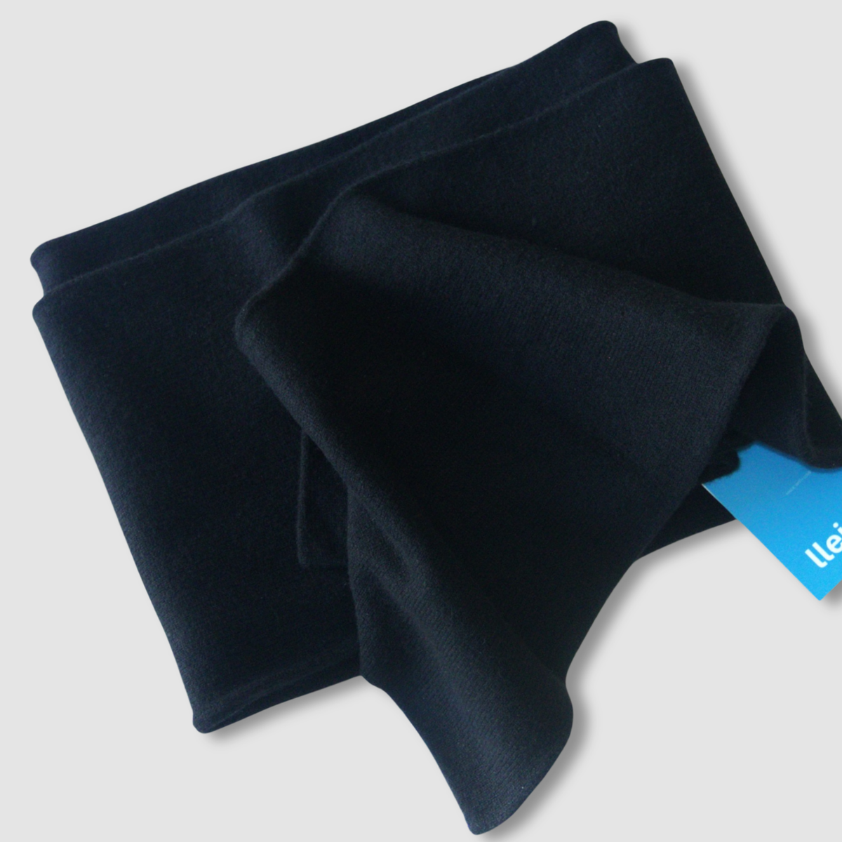 Essential Cashmere Scarf