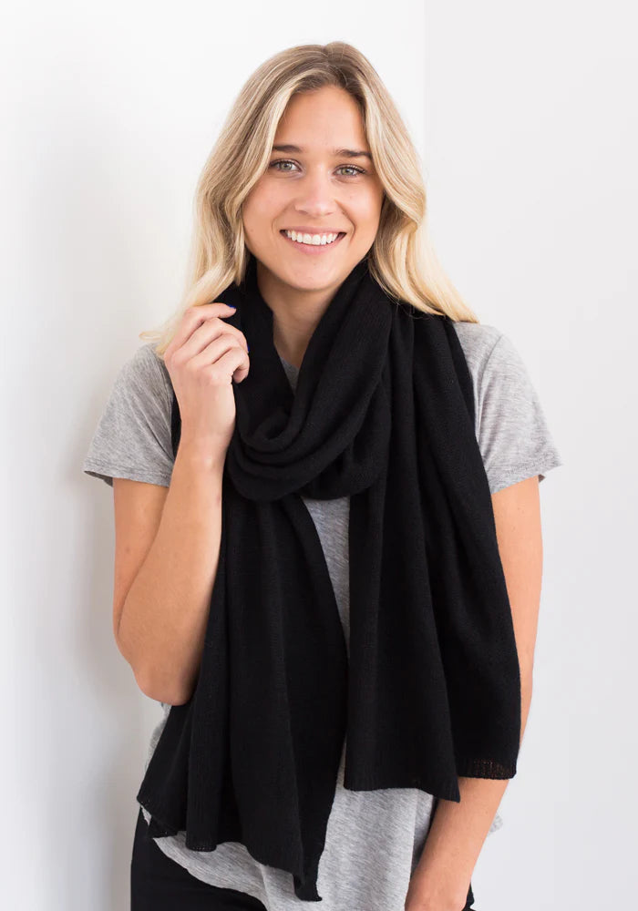 Classic cashmere scarf
