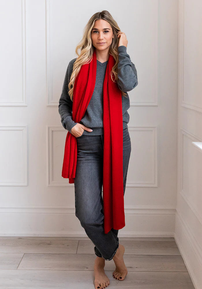 Classic cashmere scarf